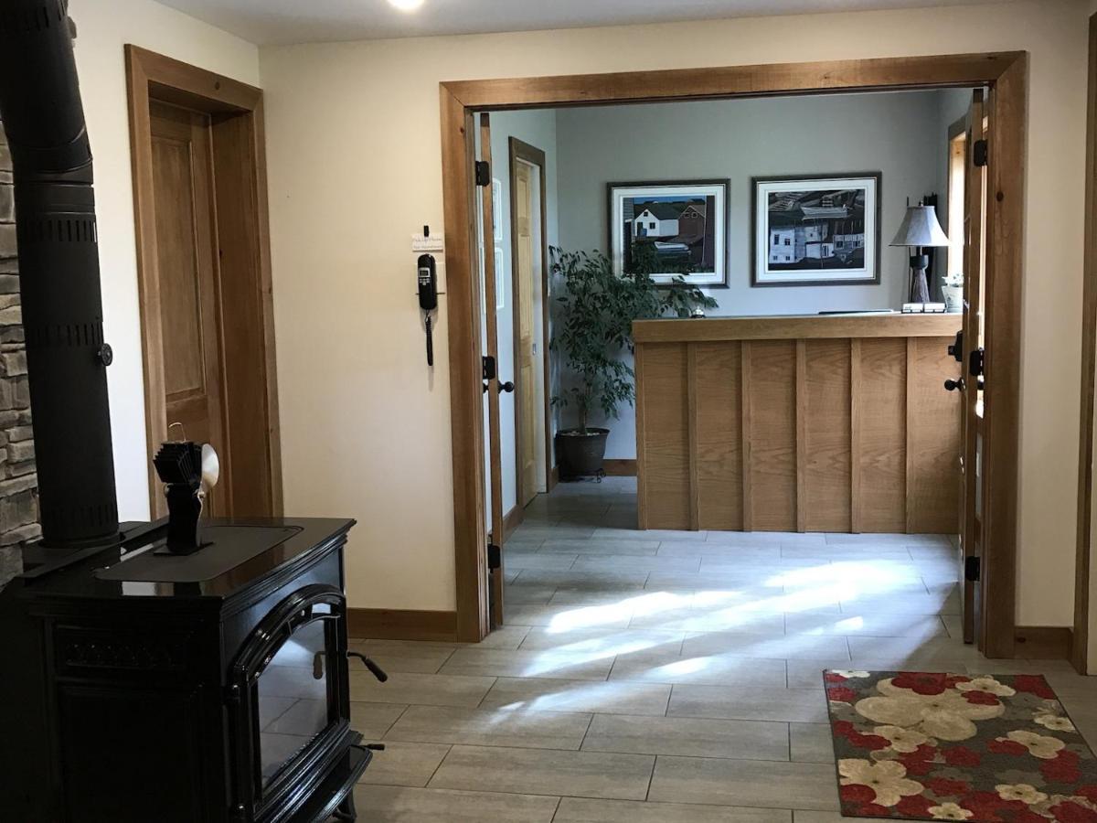Wildflowers Country Inn روكي هاربور المظهر الخارجي الصورة