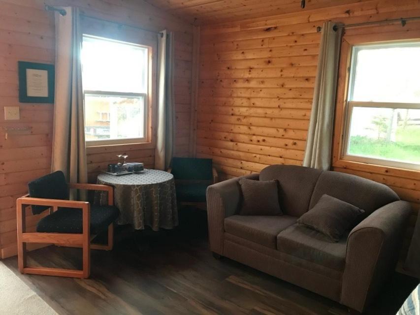 Wildflowers Country Inn روكي هاربور الغرفة الصورة